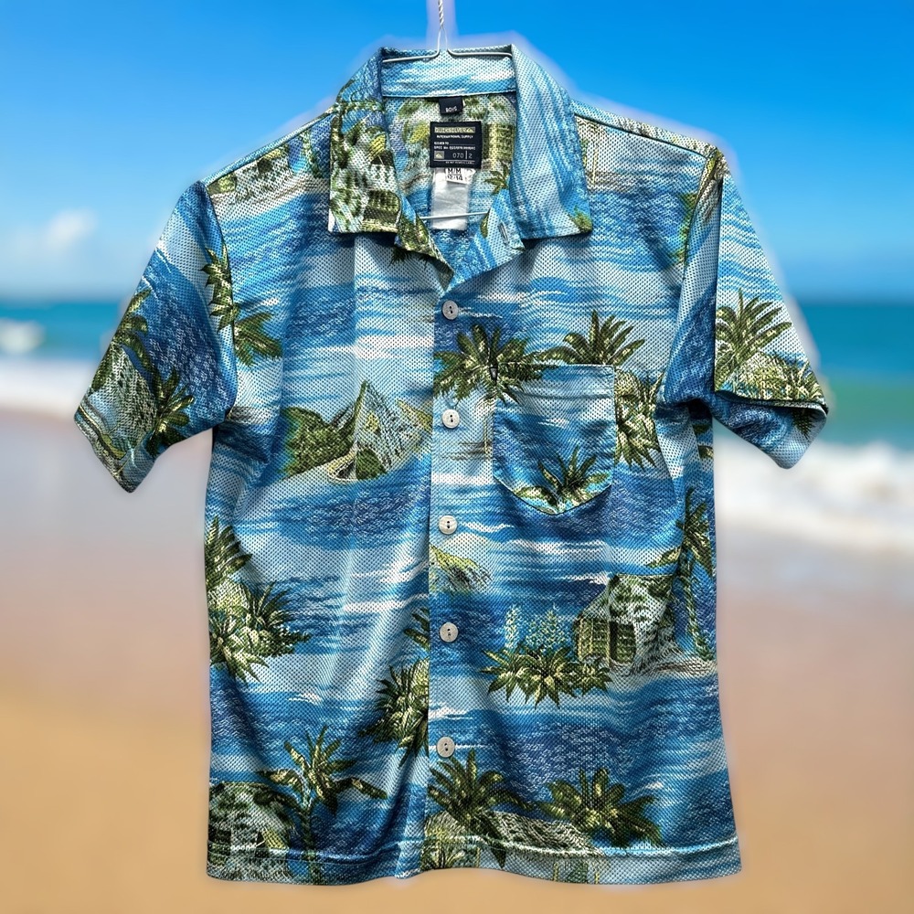 Quiksilver Boys Hawaiian Shirt Blue Island Print Mesh Surf Style Size M